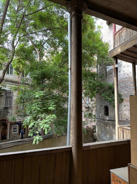 Квартира с 1 спальней в Tbilisi — 9