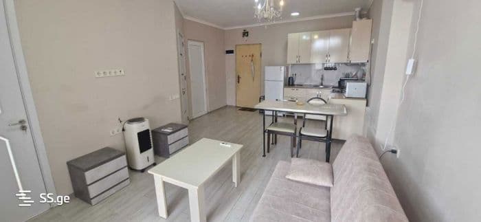 Квартира с 1 спальней в Батуми — 2