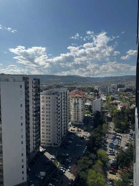 Квартира с 1 спальней в Дигоми