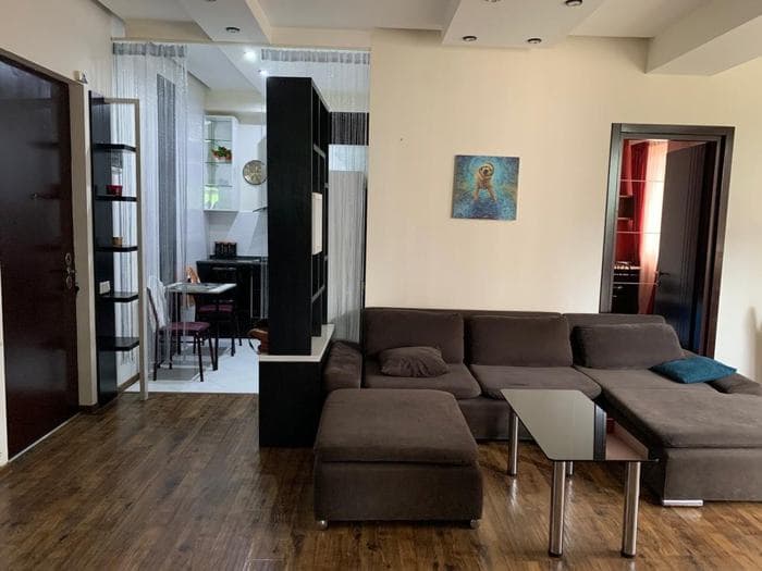 Квартира с 2 спальнями в Tbilisi — 1