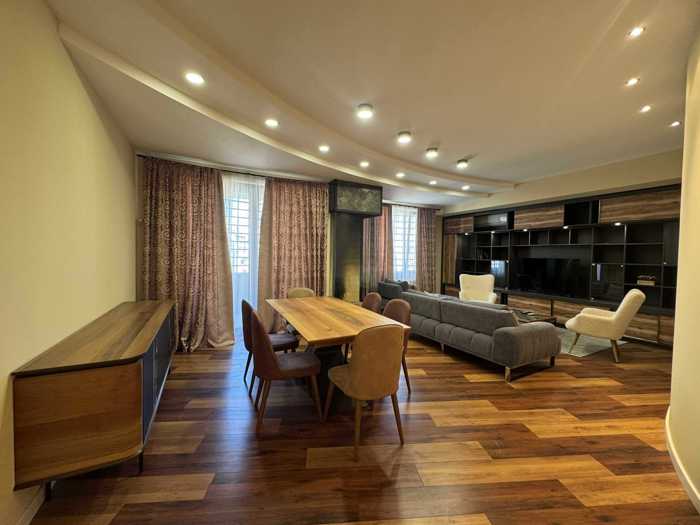 Квартира с 3 спальнями в Tbilisi — 2