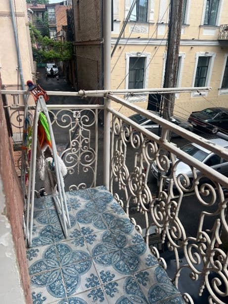 Квартира с 1 спальней в Чугурети — 12