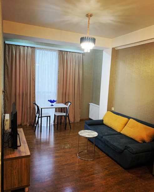 Квартира с 1 спальней в Tbilisi — 1