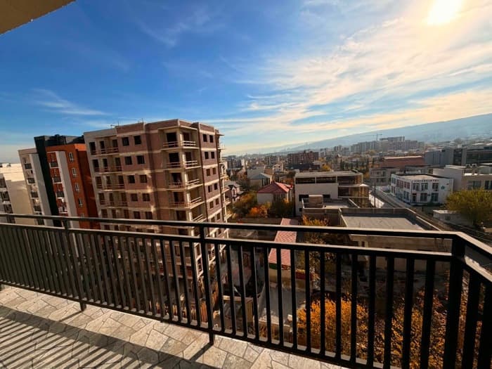 Квартира с 1 спальней в Tbilisi — 13