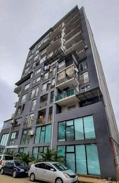 Квартира с 2 спальнями в Батуми — 10