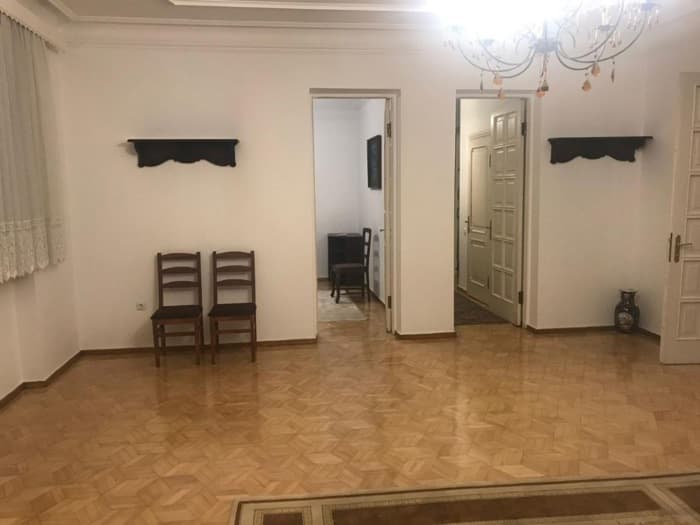 Квартира с 3 спальнями в Батуми — 14