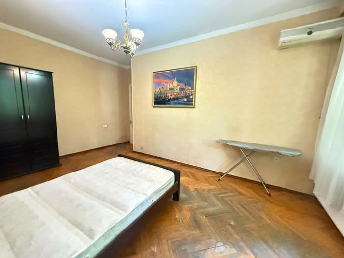 Квартира с 3 спальнями в Tbilisi — 13