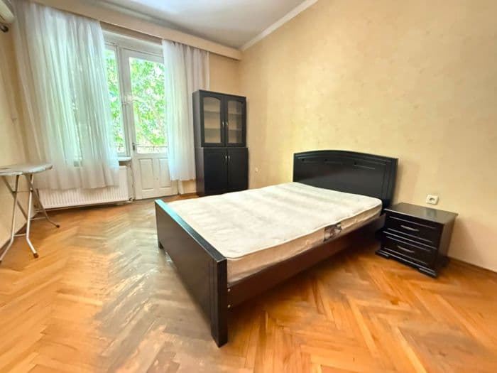 Квартира с 3 спальнями в Tbilisi — 3