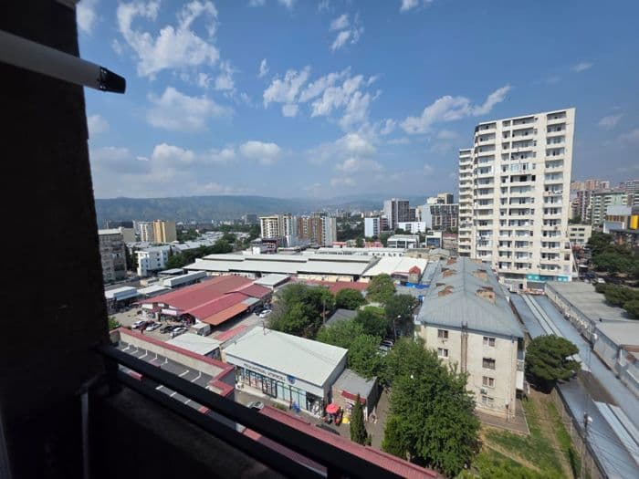 Квартира с 1 спальней в Tbilisi — 12