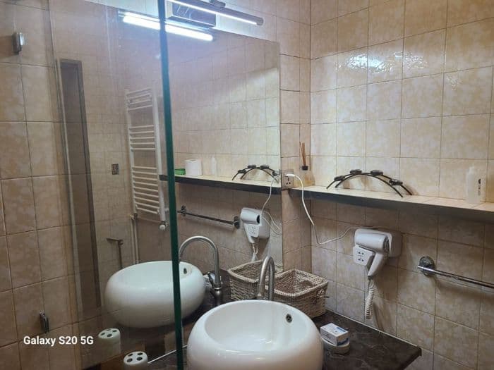 Квартира с 1 спальней в Tbilisi — 9