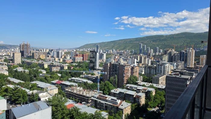 Квартира с 2 спальнями в Tbilisi — 15