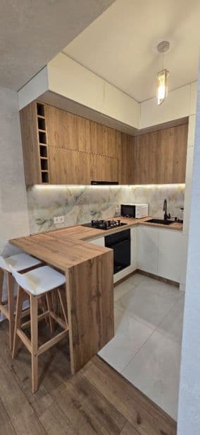 Квартира с 1 спальней в Глдани