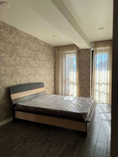 Квартира с 1 спальней в Исани — 1