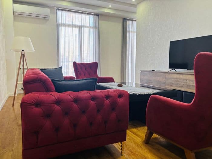 3-bedroom apartment in Сабуртало