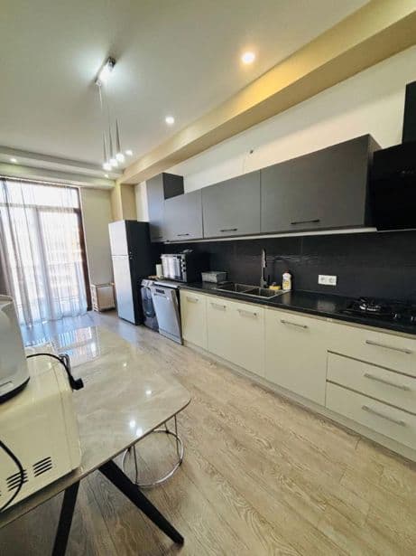 3-bedroom apartment in Сабуртало — 8