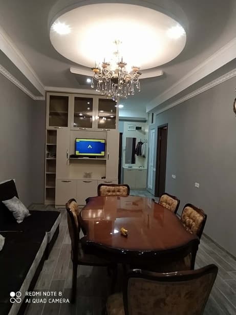 Квартира с 2 спальнями в Диди Дигоми