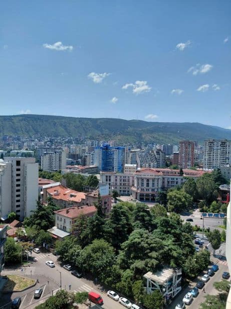 Квартира с 1 спальней в Сабуртало