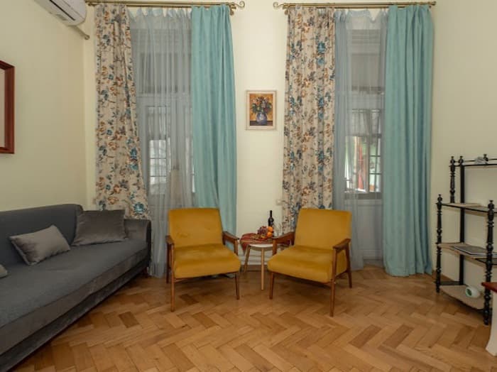 Квартира с 1 спальней в Чугурети — 4