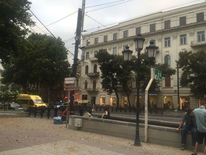 Квартира с 2 спальнями в Мтацминда — 2
