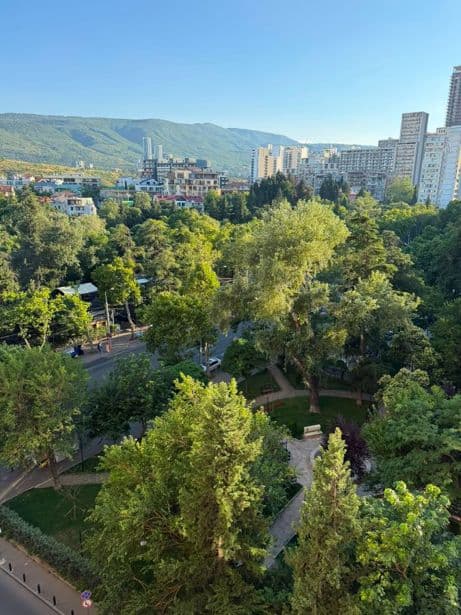 Квартира с 2 спальнями в Сабуртало — 1