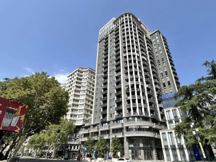 Квартира с 1 спальней в Сабуртало — 1