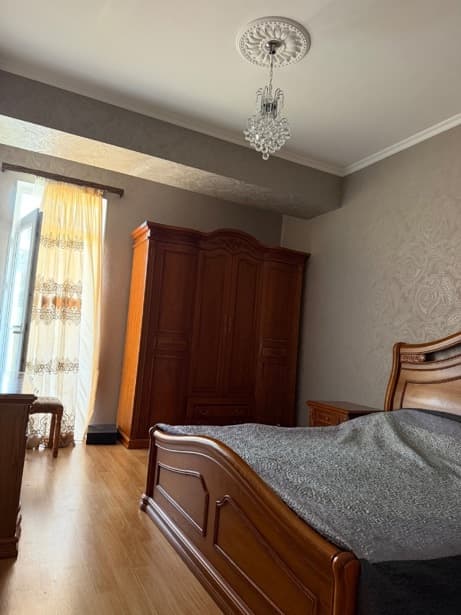 Квартира с 3 спальнями в Сабуртало — 3