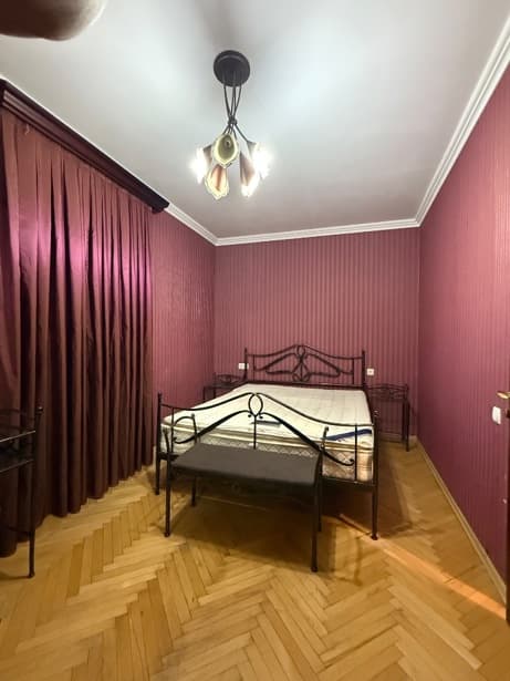 Квартира с 3 спальнями в Сабуртало — 10