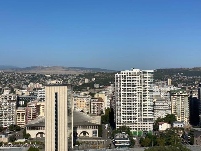 Квартира с 3 спальнями в Сабуртало — 15