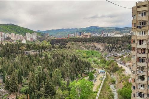 Квартира с 2 спальнями в Tbilisi — 12