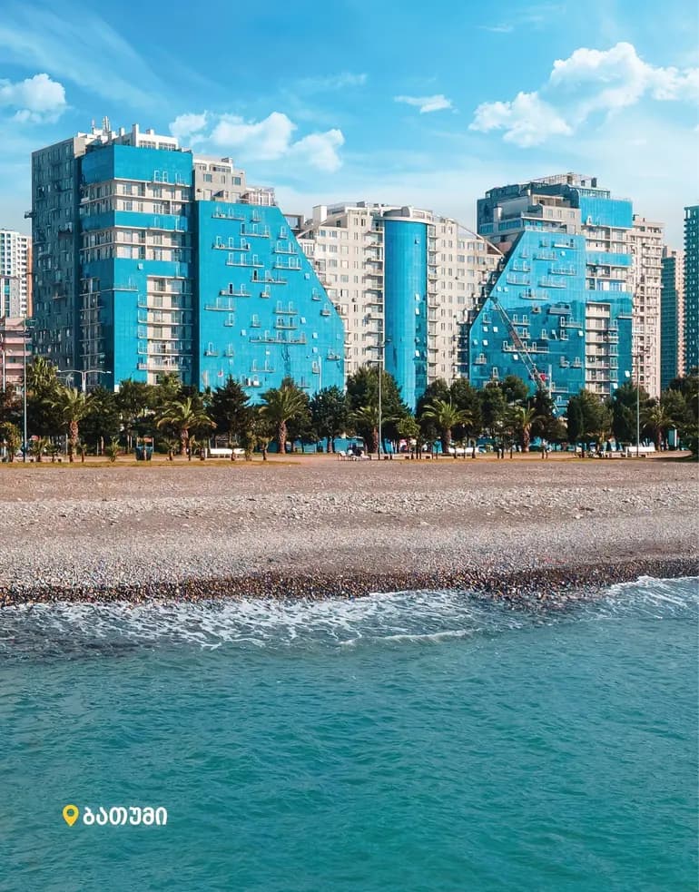 Квартира с 2 спальнями в Руставели (приморская полоса)