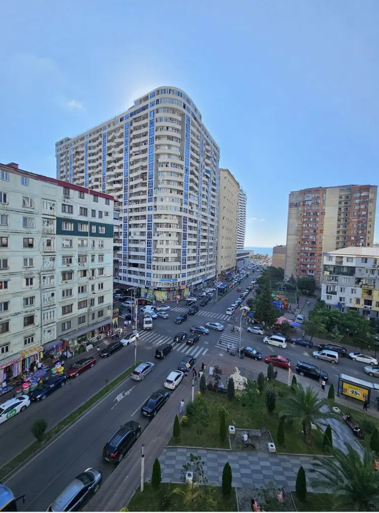 Квартира с 2 спальнями в Батуми