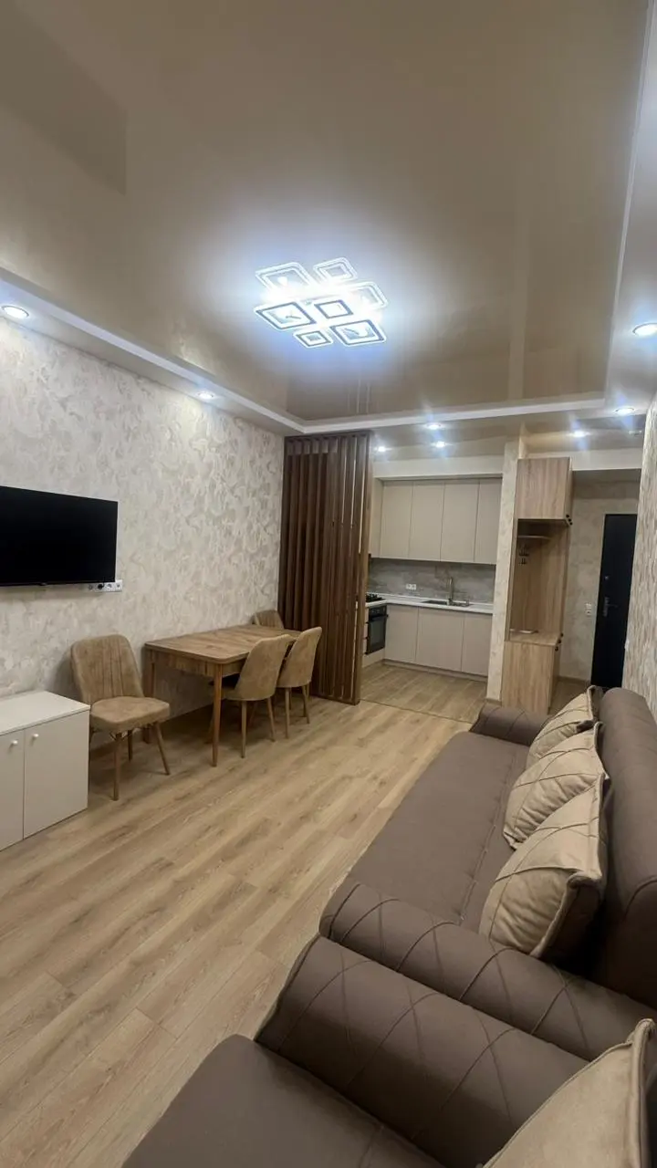 Квартира с 1 спальней в Глдани