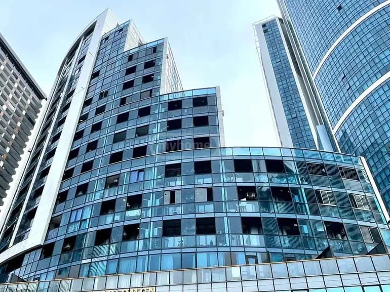 Квартира с 2 спальнями в Багратиони