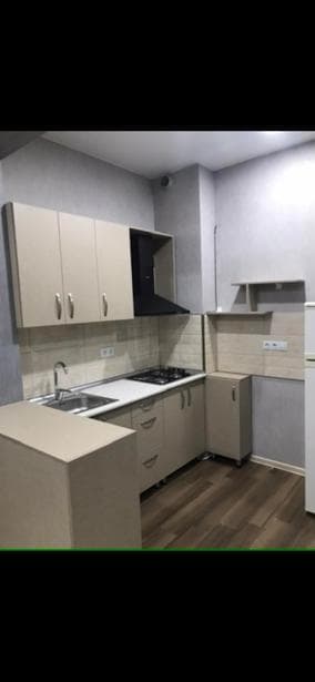 Квартира с 1 спальней в Глдани