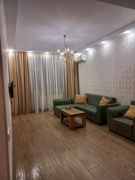 Квартира с 1 спальней в Глдани